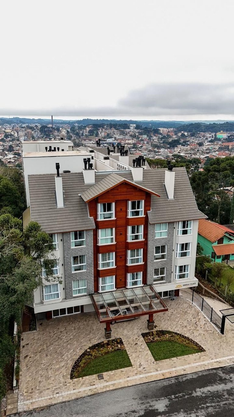 Elegante Serra Flat com vista Catedral