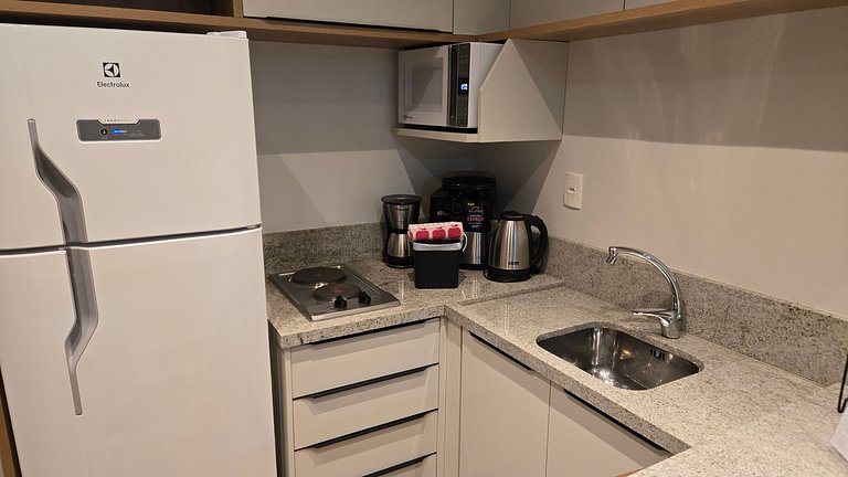 Flat Luxo c/ Lareira + Piscina | Serra Class