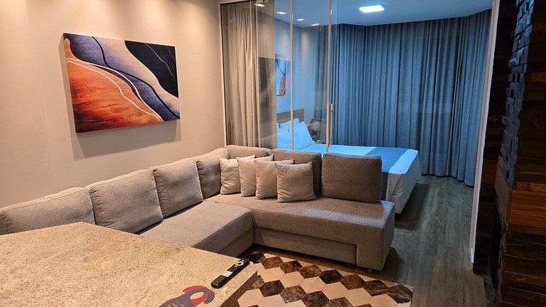 Flat Luxo c/ Lareira + Piscina | Serra Class
