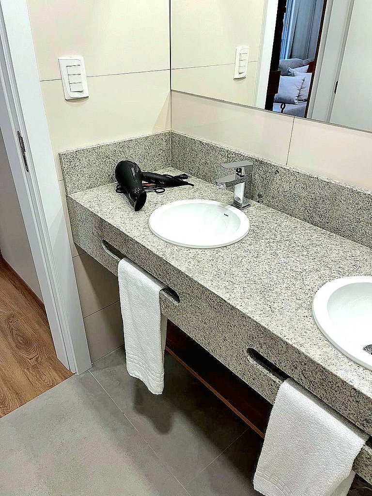 Flat Premium na Serra c/ Lareira + Piscina