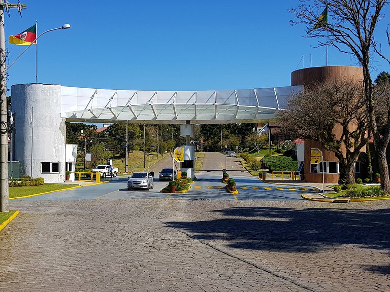 Mountain Village Garden Flat