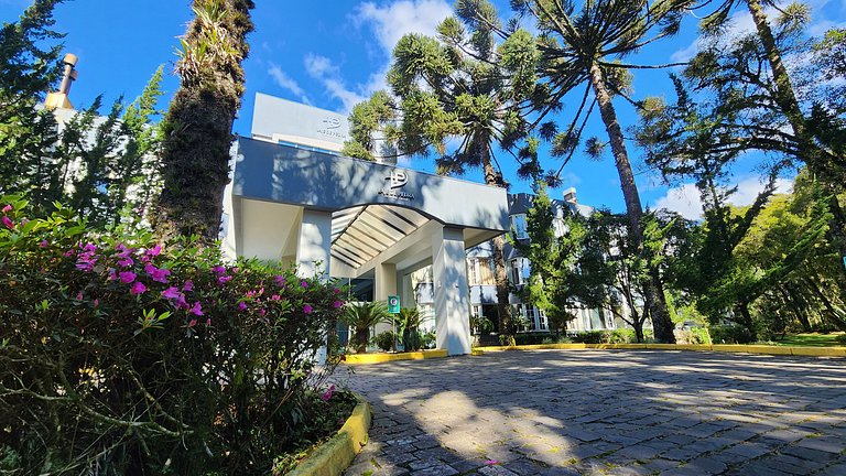 Mountain Village Garden Flat