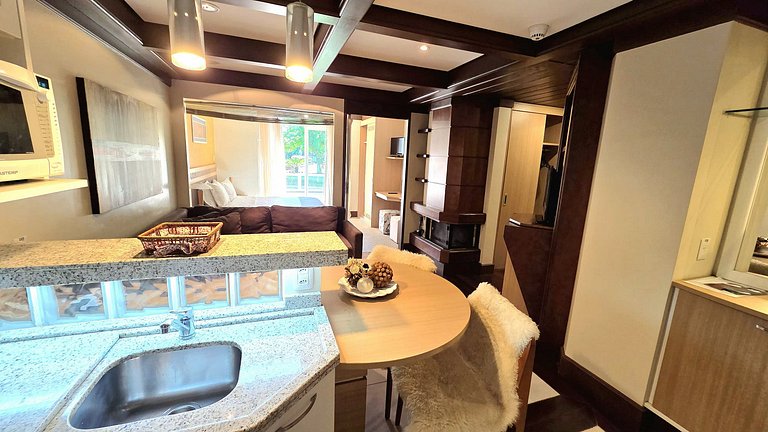 Mountain Village Garden Flat