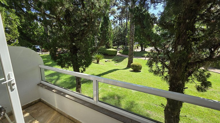 Mountain Village Garden Flat